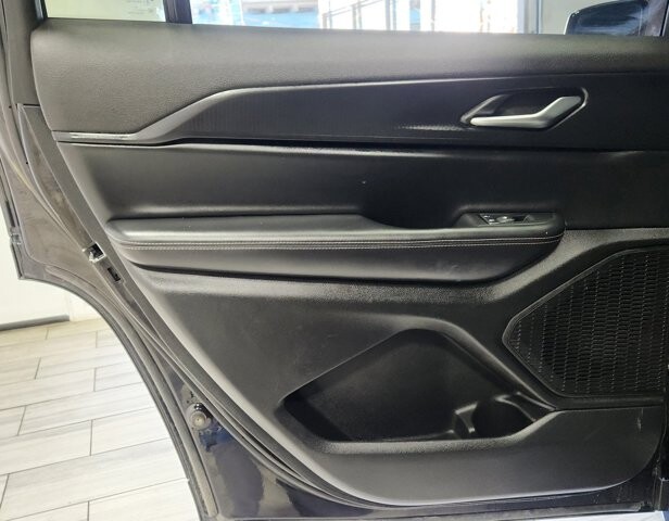 2024 Jeep Grand Cherokee L in Cinnaminson, NJ 08077 - 18118743 12