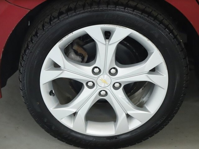 2018 Chevrolet Cruze in Bedford, OH 44146 - 18118748 12