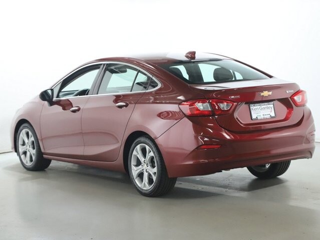 2018 Chevrolet Cruze in Bedford, OH 44146 - 18118748 39