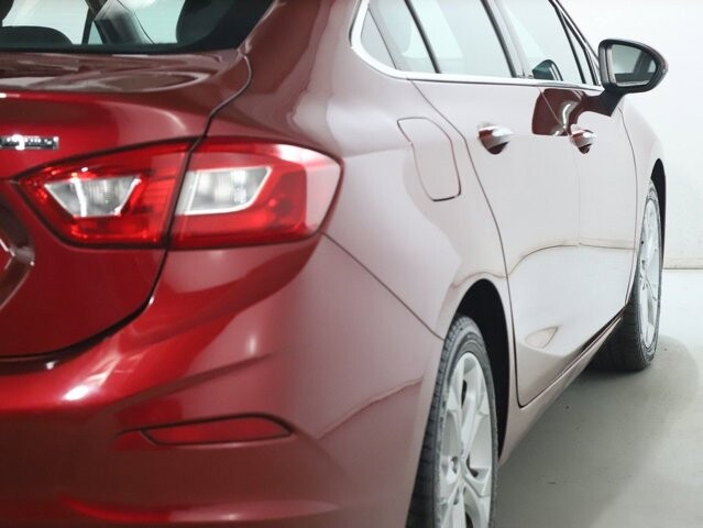 2018 Chevrolet Cruze in Bedford, OH 44146 - 18118748 44