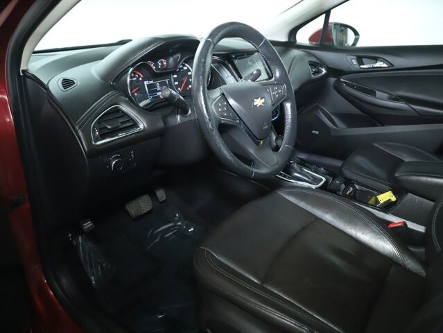 2018 Chevrolet Cruze in Bedford, OH 44146 - 18118748 17