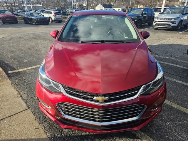 2018 Chevrolet Cruze in Bedford, OH 44146 - 18118748 47