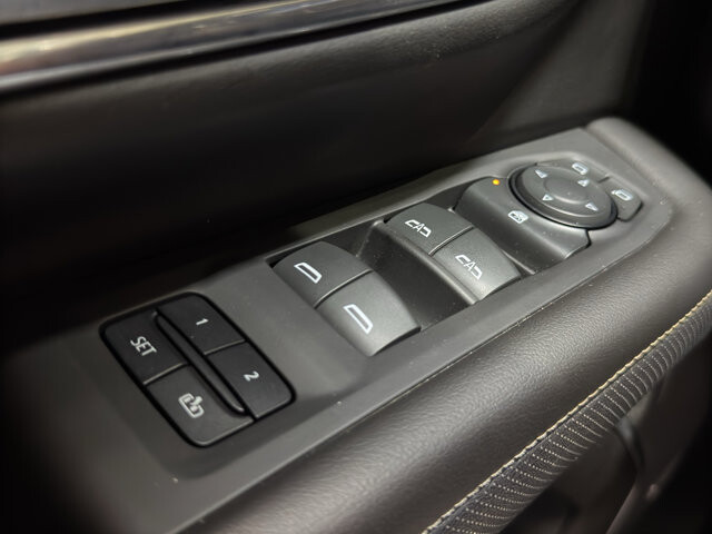 2023 GMC Yukon in Burlington, WI 53105 - 18118759 33