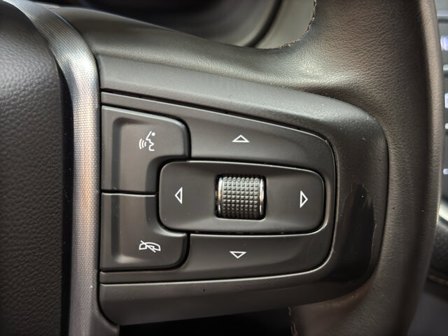 2023 GMC Yukon in Burlington, WI 53105 - 18118759 27