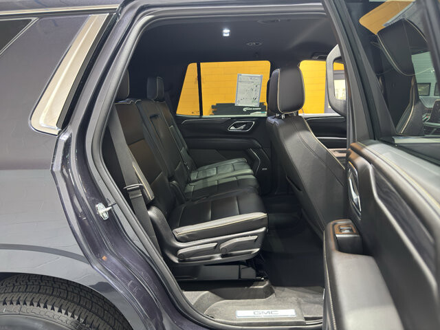 2023 GMC Yukon in Burlington, WI 53105 - 18118759 21