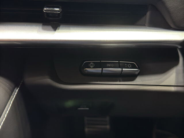 2024 Chevrolet Corvette in Burlington, WI 53105 - 18118760 26