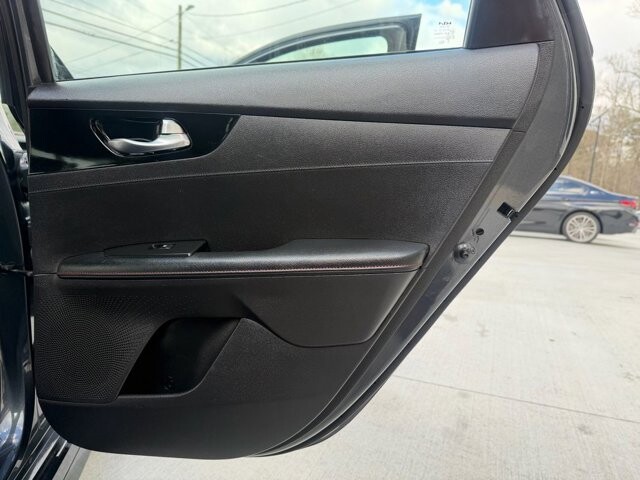 2021 Kia Forte in Knoxville, TN 37920 - 18118762 8