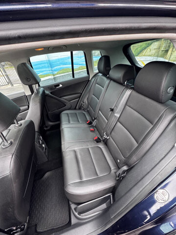 2016 Volkswagen Tiguan in Eastpointe, MI 48021 - 18118766 9