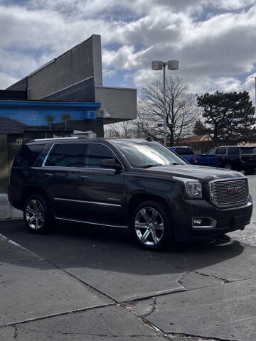 2017 GMC Yukon in Eastpointe, MI 48021 - 18118767 3