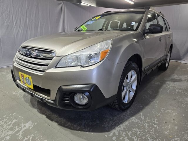 2014 Subaru Outback in Arvada, CO 80002 - 18118776 4