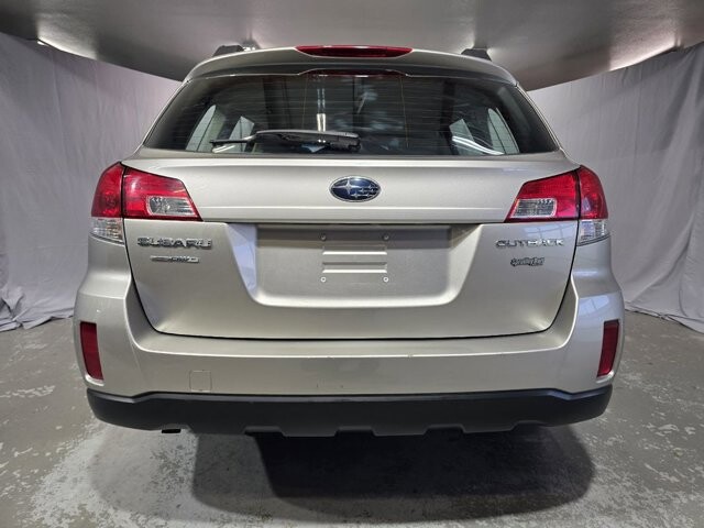 2014 Subaru Outback in Arvada, CO 80002 - 18118776 14
