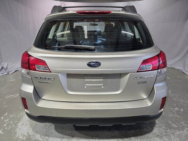 2014 Subaru Outback in Arvada, CO 80002 - 18118776 13