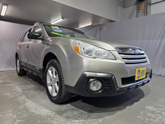 2014 Subaru Outback in Arvada, CO 80002 - 18118776 8