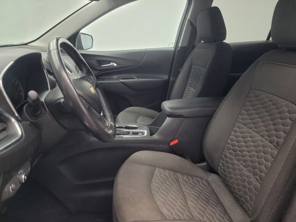 2018 Chevrolet Equinox in Mishawaka, IN 46545 - 18118780 17