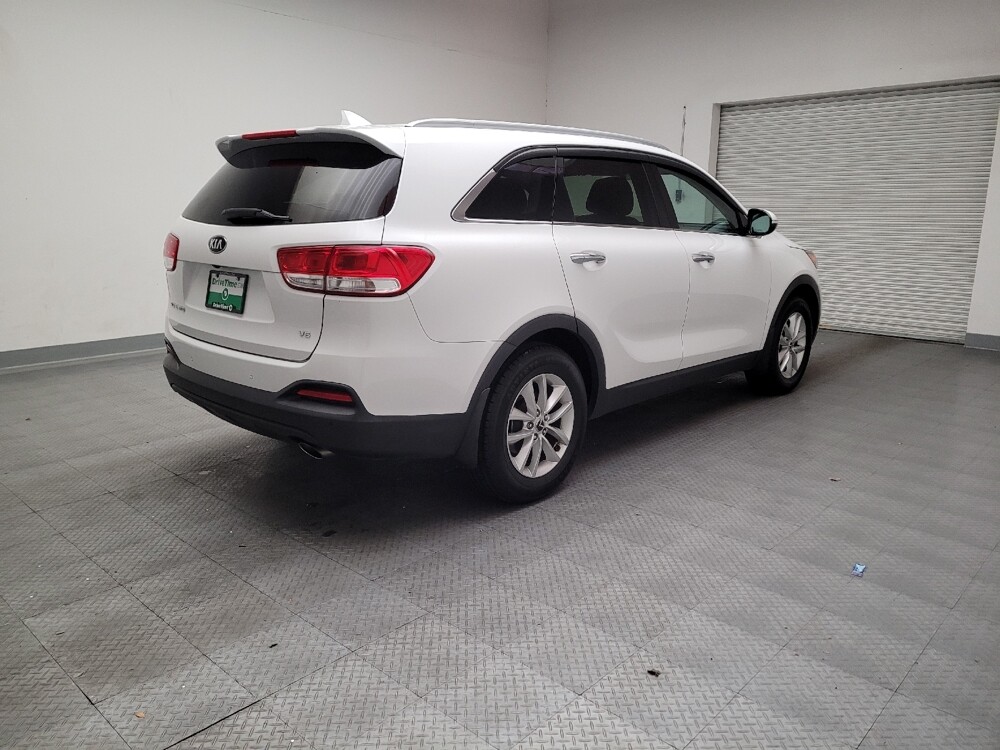 2016 Kia Sorento in Torrance, CA 90504 - 18118782 9
