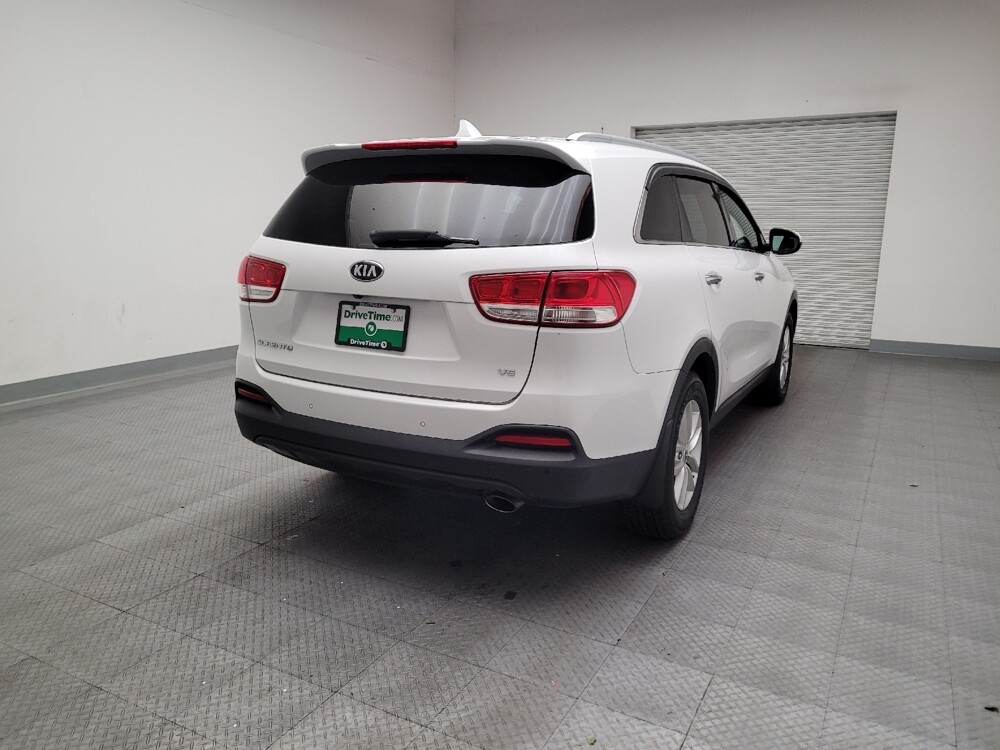 2016 Kia Sorento in Torrance, CA 90504 - 18118782 7