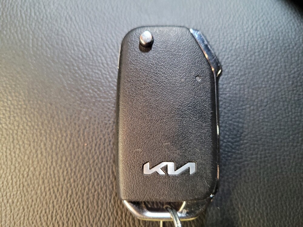 2024 Kia Soul in Riverside, CA 92504 - 18118785 32