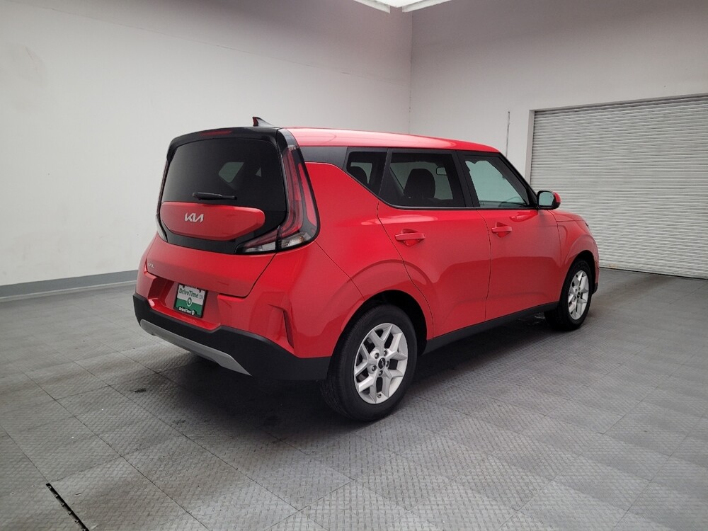 2024 Kia Soul in Riverside, CA 92504 - 18118785 9
