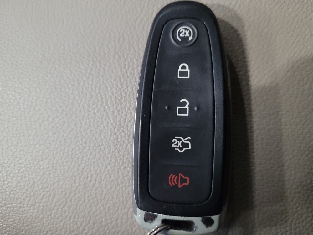 2017 Ford Escape in Henrico, VA 23223 - 18118791 32