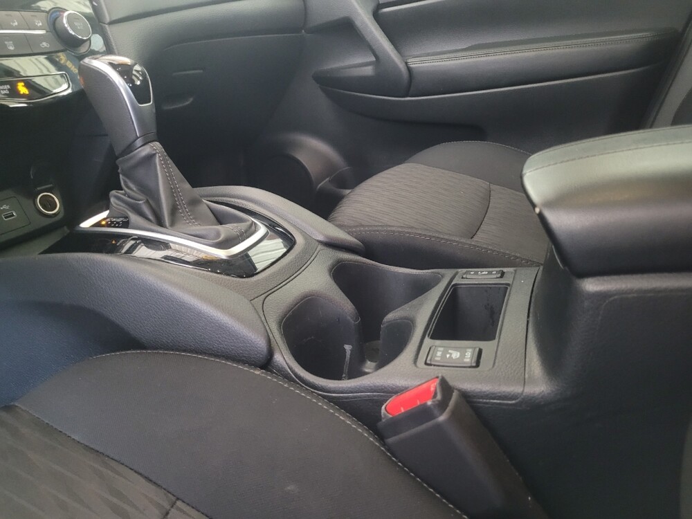 2019 Nissan Rogue in Union City, GA 30291 - 18118807 26