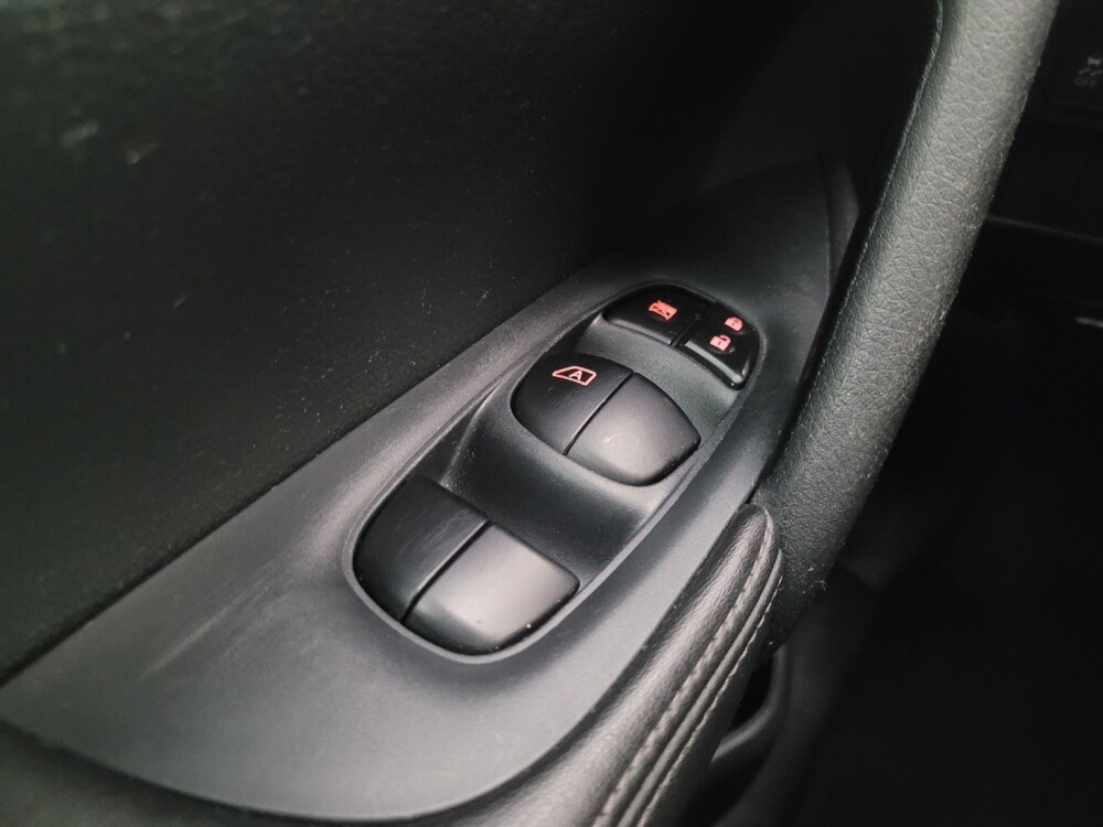 2019 Nissan Rogue in Union City, GA 30291 - 18118807 27