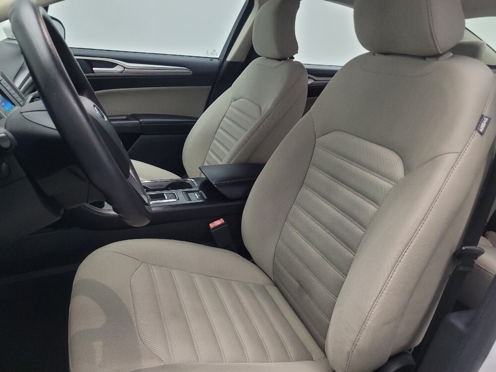 2019 Ford Fusion in Macon, GA 31210 - 18118815 17