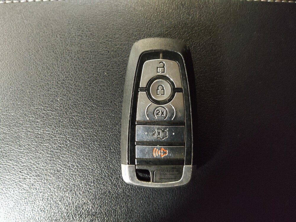 2017 Ford Edge in Albany, GA 31705 - 18118816 32