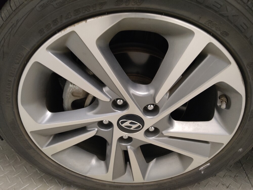 2018 Hyundai Elantra in Macon, GA 31210 - 18118817 31