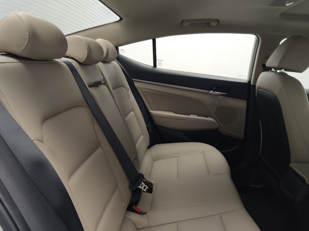 2018 Hyundai Elantra in Macon, GA 31210 - 18118817 19