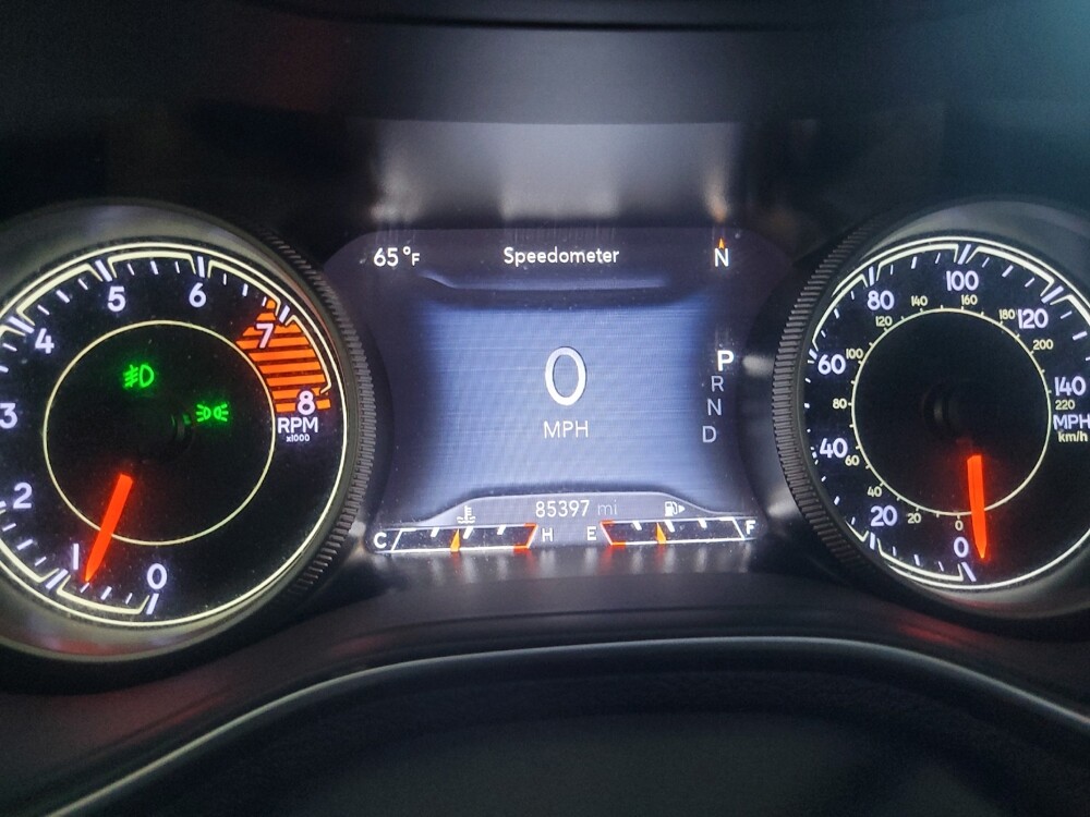 2019 Jeep Cherokee in Stone Mountain, GA 30083 - 18118820 23