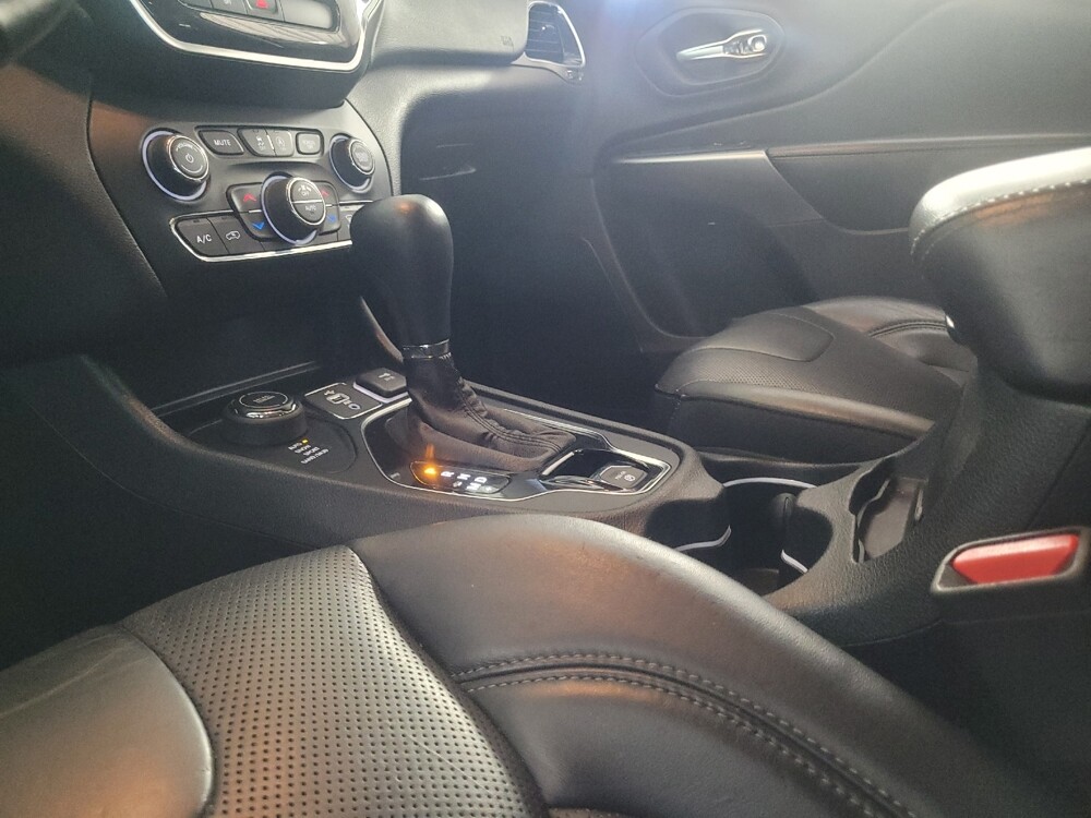 2019 Jeep Cherokee in Stone Mountain, GA 30083 - 18118820 26