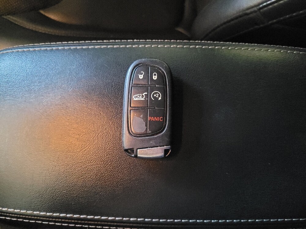 2019 Jeep Cherokee in Stone Mountain, GA 30083 - 18118820 32