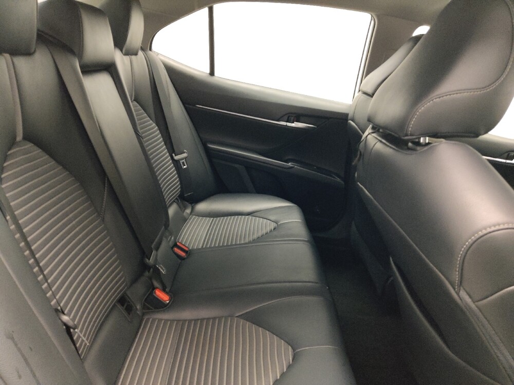 2019 Toyota Camry in Union City, GA 30291 - 18118823 19