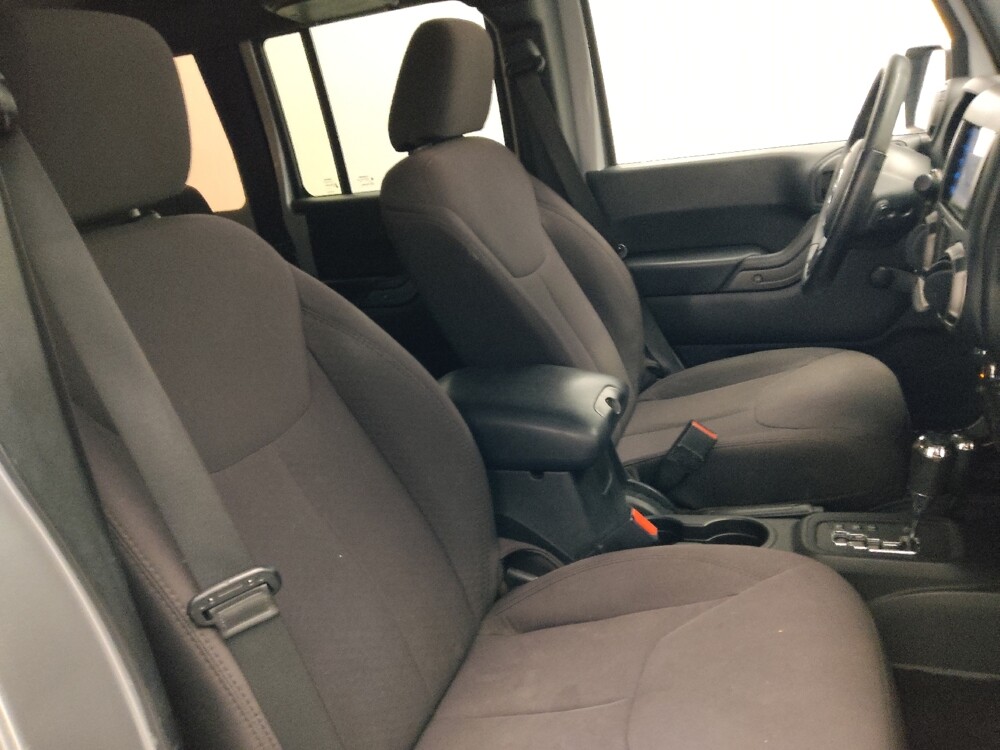 2015 Jeep Wrangler in Morrow, GA 30260 - 18118830 21