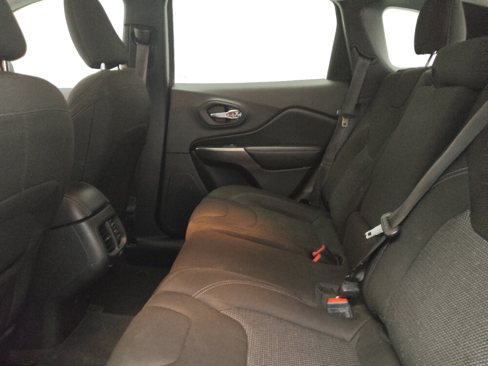 2020 Jeep Cherokee in Arlington, TX 76011 - 18118837 18