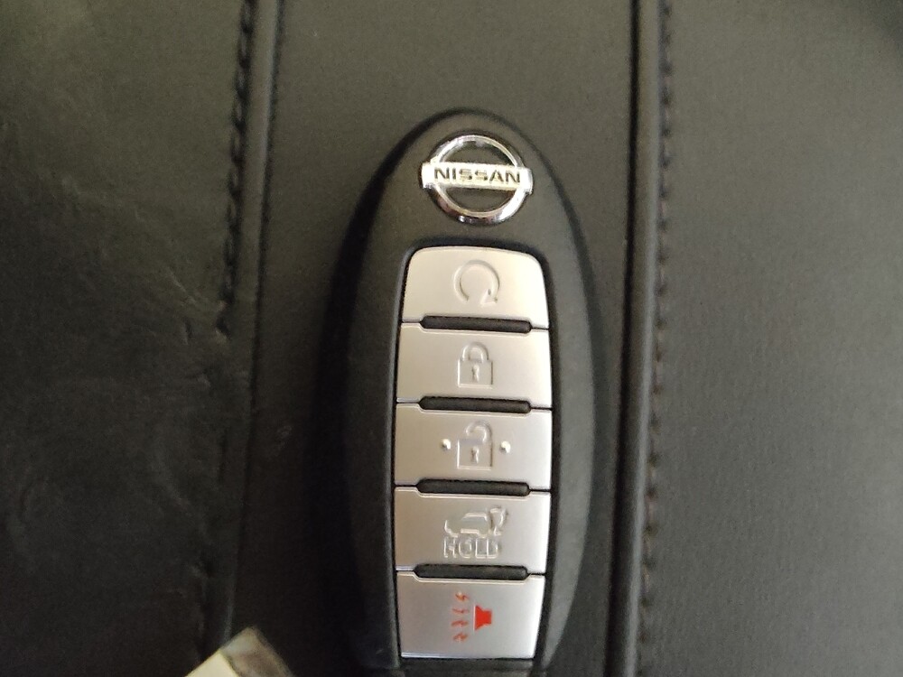 2018 Nissan Rogue in Clearwater, FL 33764 - 18118838 32