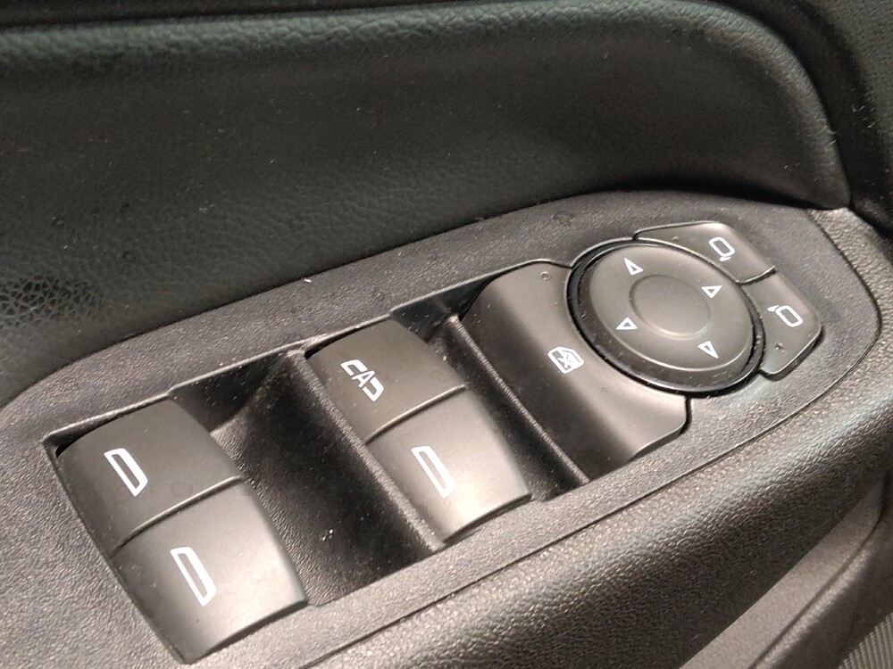 2018 Chevrolet Equinox in Lubbock, TX 79424 - 18118839 27