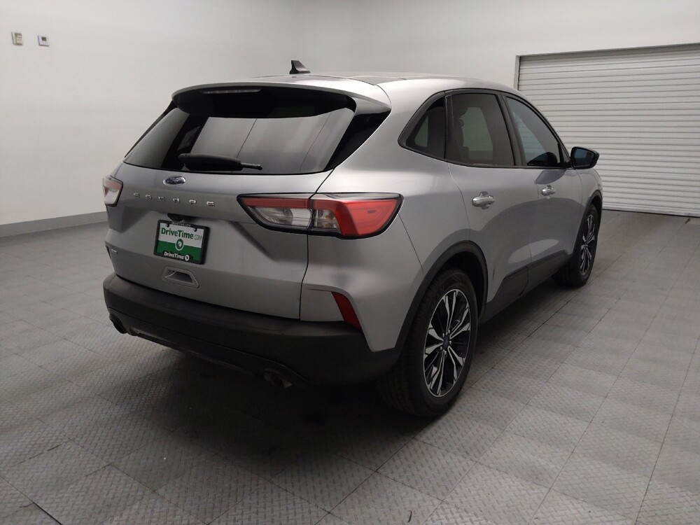 2021 Ford Escape in Arlington, TX 76011 - 18118841 9