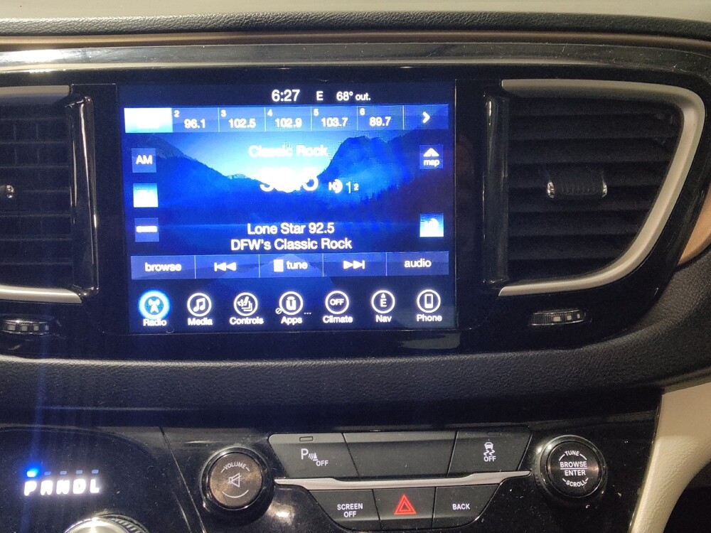 2017 Chrysler Pacifica in Lewisville, TX 75067 - 18118848 25