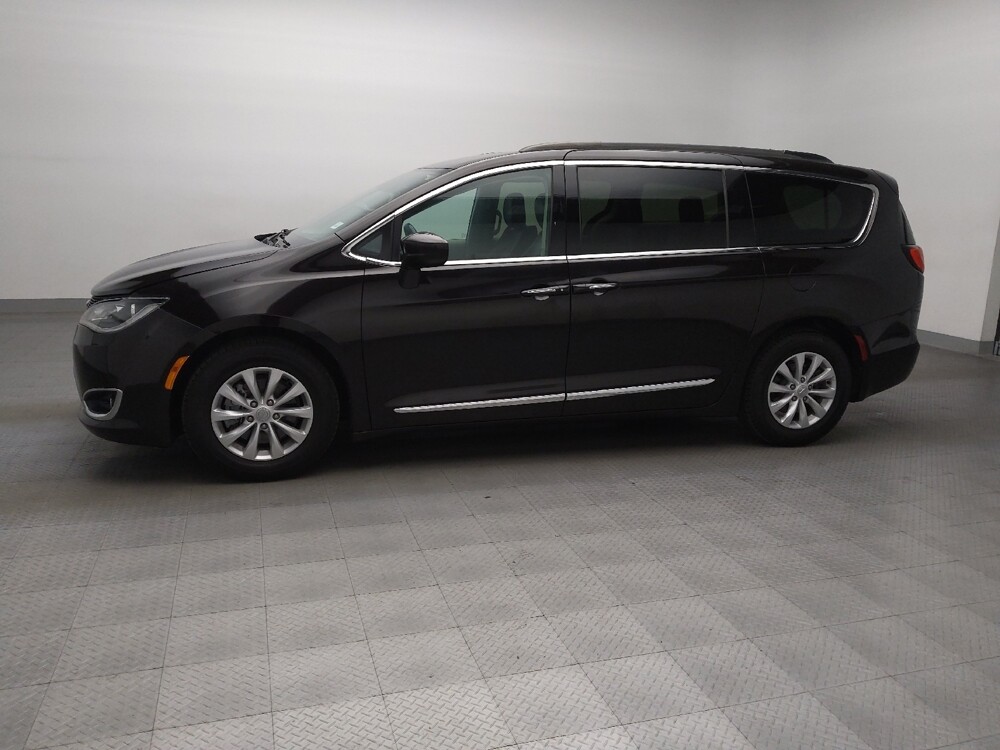 2017 Chrysler Pacifica in Lewisville, TX 75067 - 18118848 2