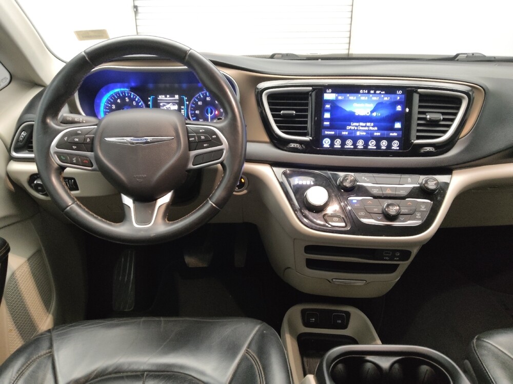 2017 Chrysler Pacifica in Lewisville, TX 75067 - 18118848 22