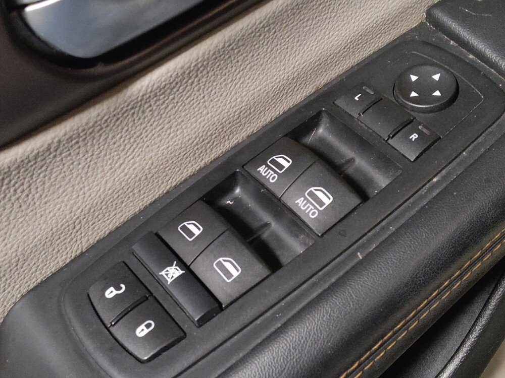 2017 Chrysler Pacifica in Lewisville, TX 75067 - 18118848 27