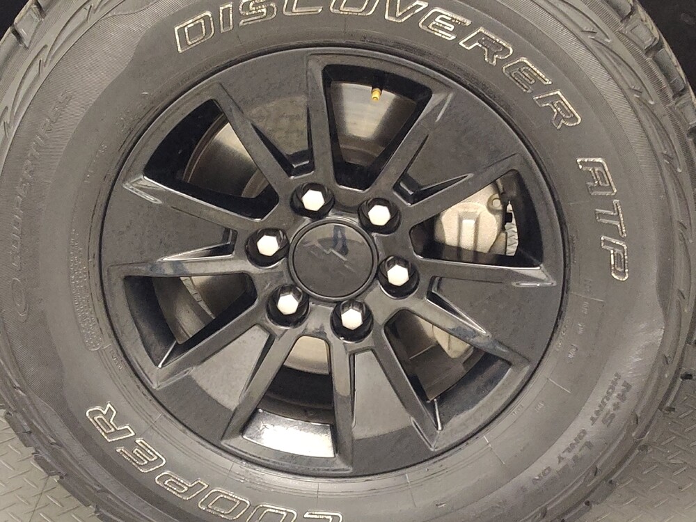 2020 Chevrolet Silverado 1500 in Tulsa, OK 74145 - 18118849 31