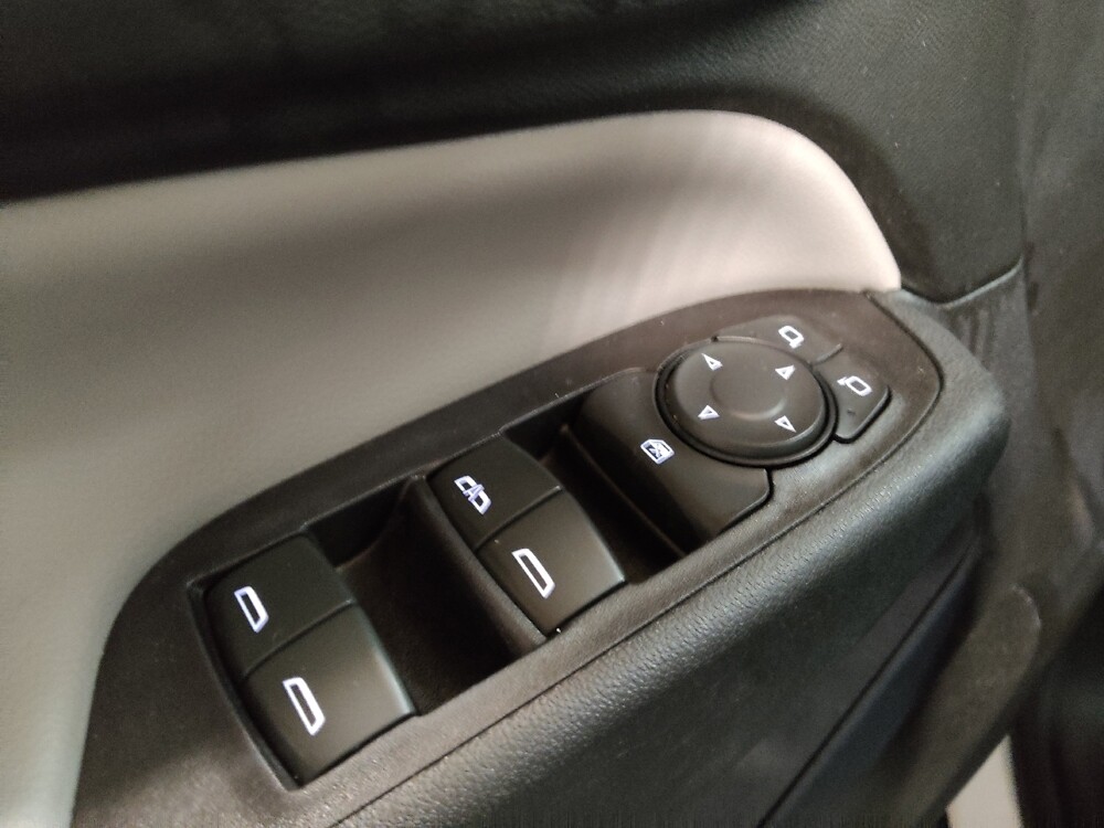 2020 Chevrolet Equinox in Fort Worth, TX 76116 - 18118855 27