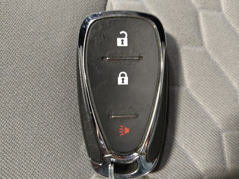 2020 Chevrolet Equinox in Fort Worth, TX 76116 - 18118855 32