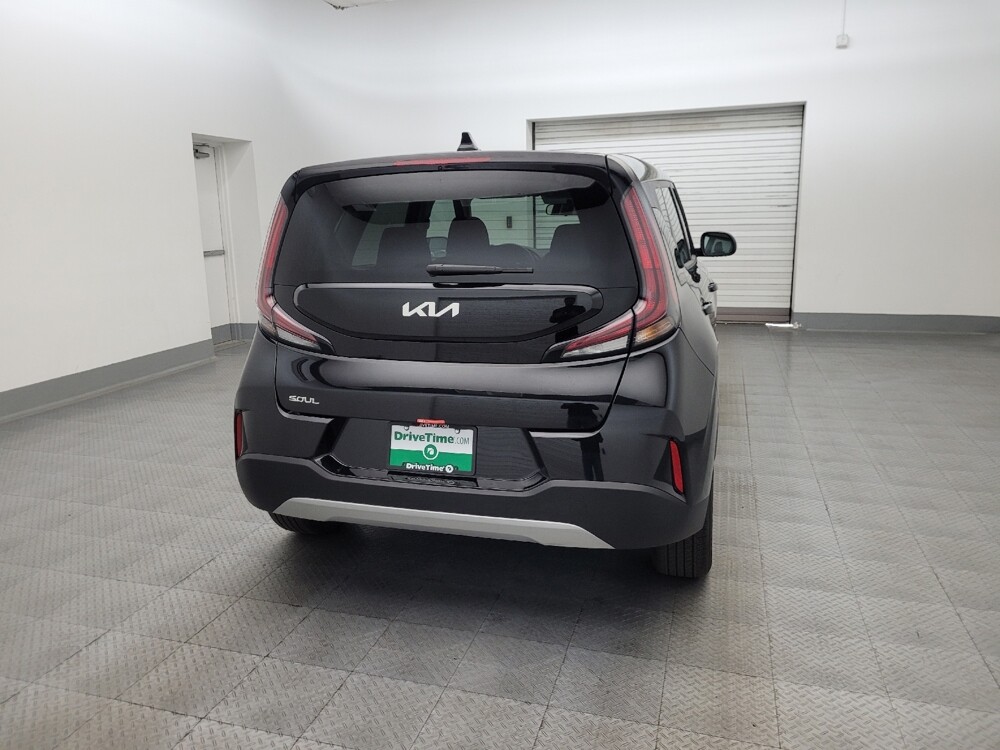 2025 Kia Soul in Phoenix, AZ 85022 - 18118866 7