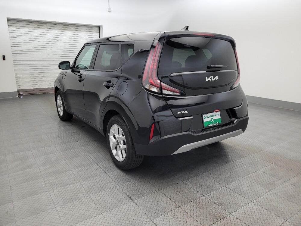 2025 Kia Soul in Phoenix, AZ 85022 - 18118866 5