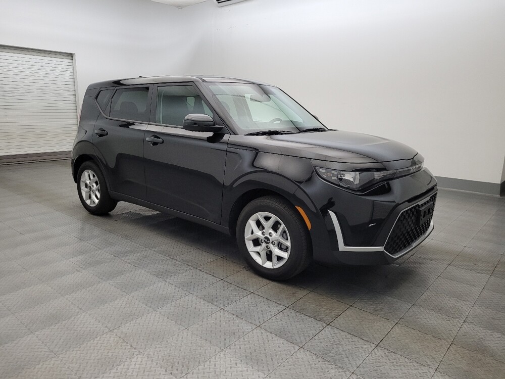 2025 Kia Soul in Phoenix, AZ 85022 - 18118866 11