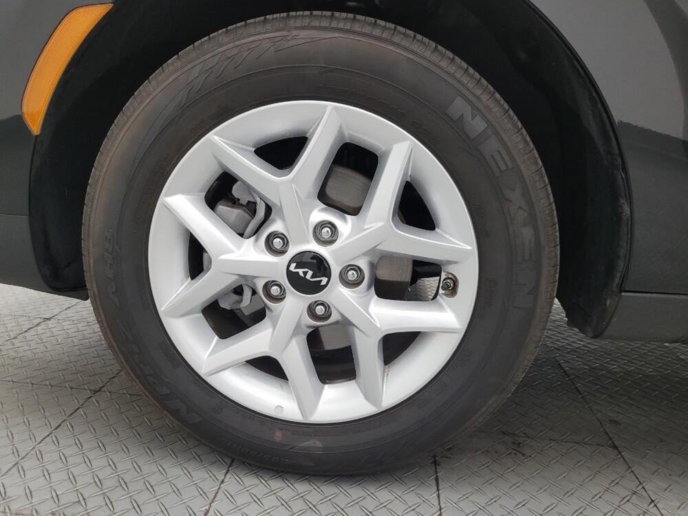 2025 Kia Soul in Phoenix, AZ 85022 - 18118866 31