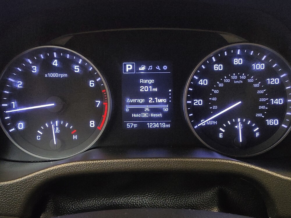 2018 Hyundai Elantra in Fairfield, OH 45014 - 18118892 23